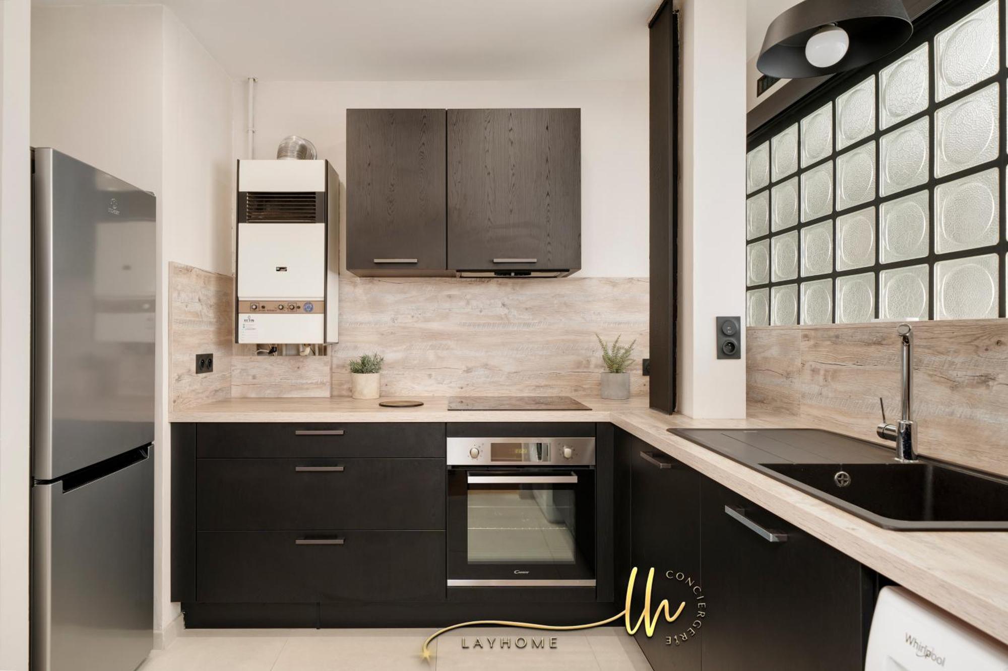 Appartement Chaleureux, Lumineux Et Confortable F2 Renove En Plein Coeur De